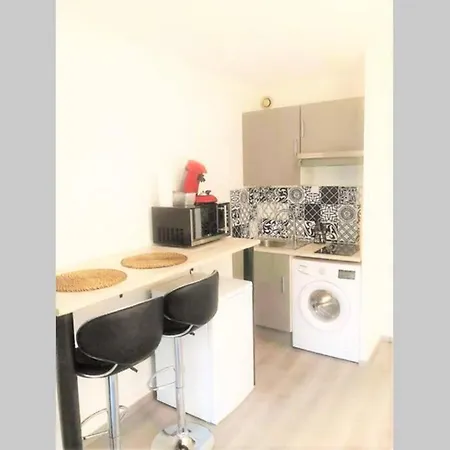Frejus 5 Min Centre Studio Piscine Clim Tennis Pk Apartament